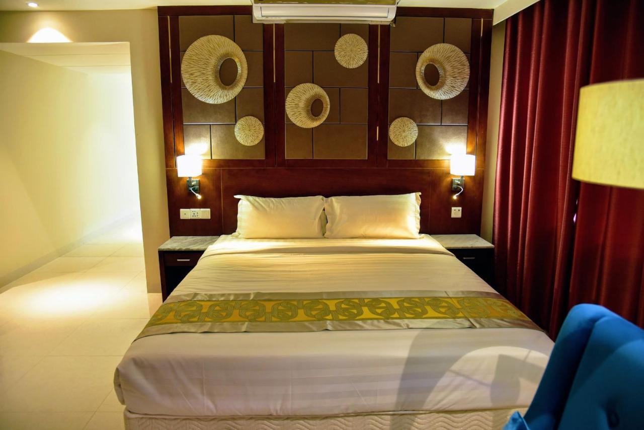 Annex Suites Bogra Екстер'єр фото